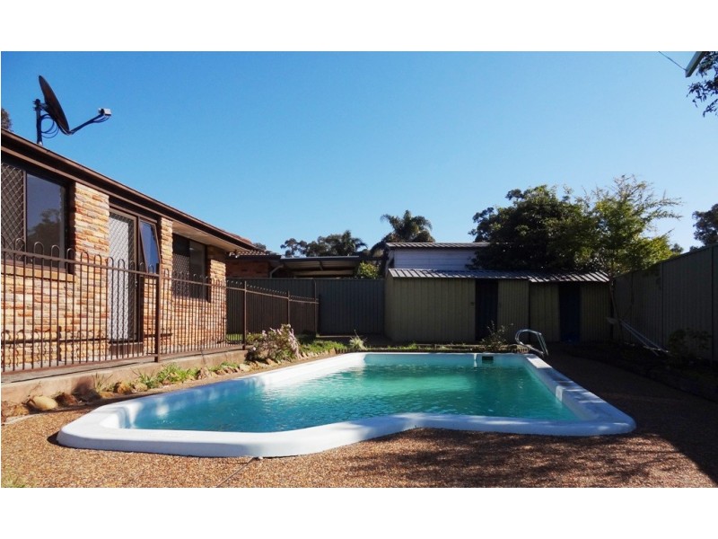 7 Tobermory Avenue, St Andrews NSW 2566