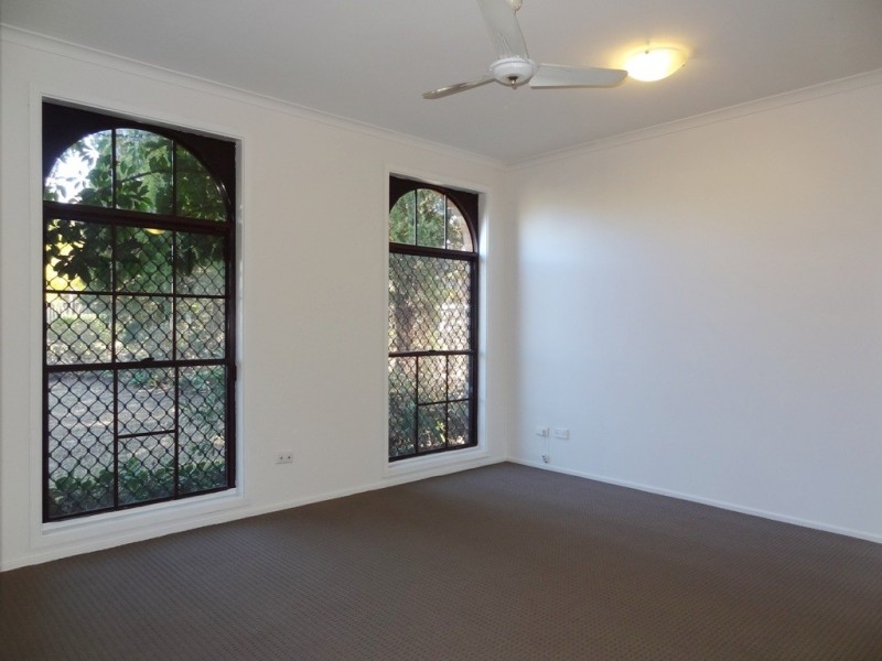 7 Tobermory Avenue, St Andrews NSW 2566