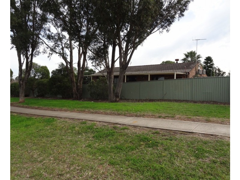 11 Boeing Place, St Clair NSW 2759