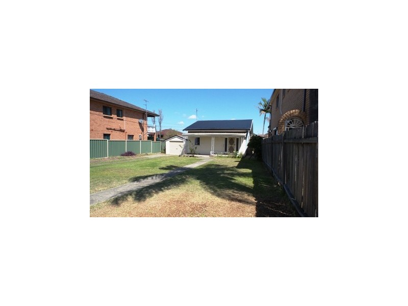 74 James, Punchbowl NSW 2196