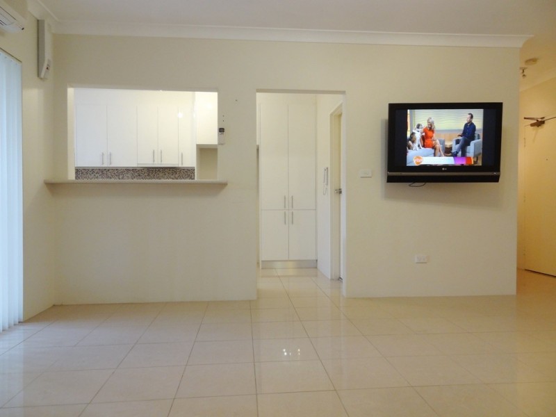 3/394 Railway Parade, Carlton NSW 2218