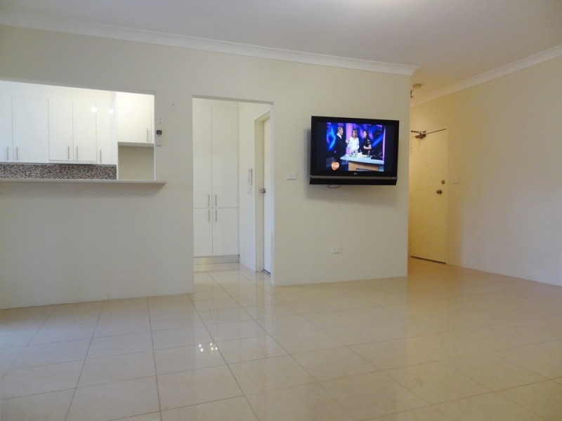 3/394 Railway Parade, Carlton NSW 2218