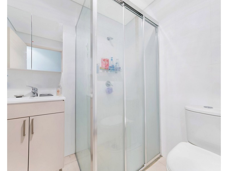 18/5-7 Northumberland, Liverpool NSW 2170