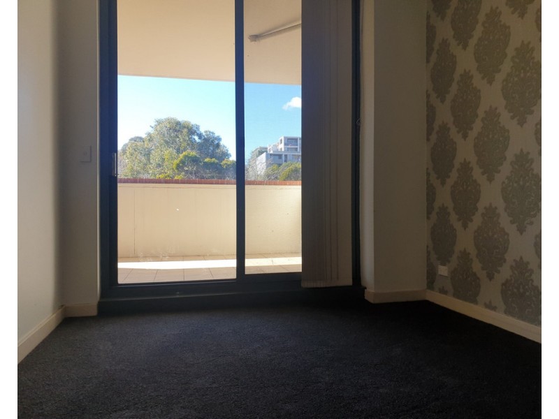 18/5-7 Northumberland, Liverpool NSW 2170