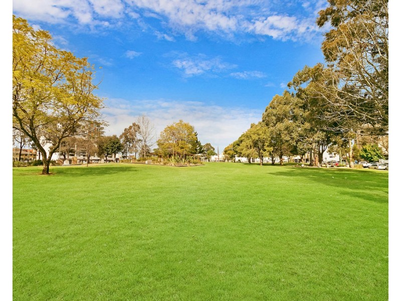 18/5-7 Northumberland, Liverpool NSW 2170