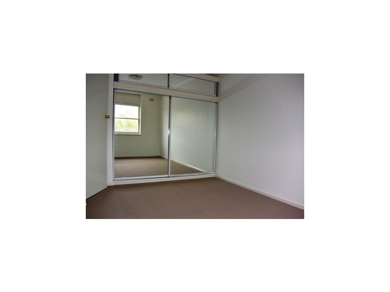 3a/8-20 Sarsfield Circuit, Bexley North NSW 2207