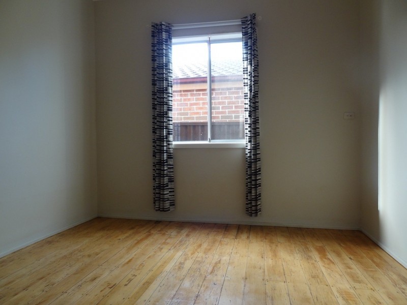 19 Station Street, Tempe NSW 2044