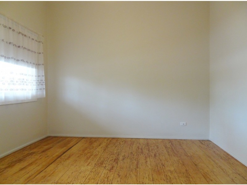 19 Station Street, Tempe NSW 2044