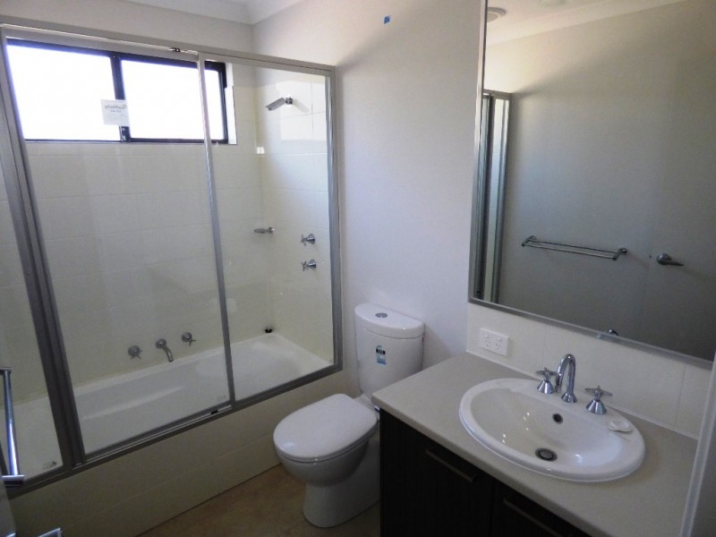 7 Ward Crescent, Kelmscott WA 6111