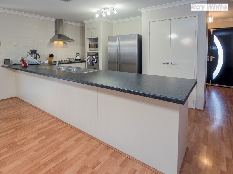 23 Hebrides Drive, Seville Grove WA 6112