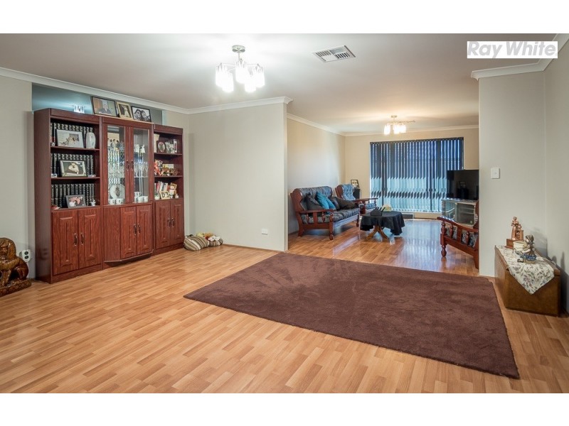 23 Hebrides Drive, Seville Grove WA 6112