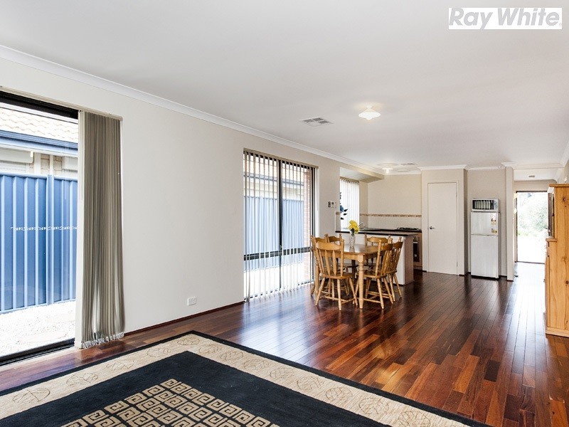 25 Quinine Crescent, Byford WA 6122