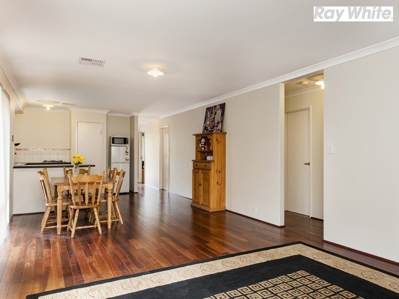 25 Quinine Crescent, Byford WA 6122