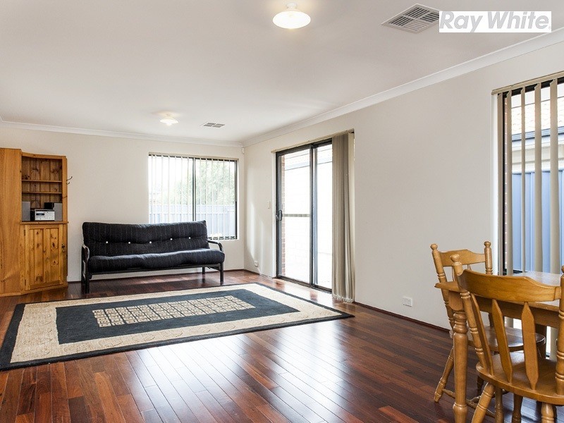 25 Quinine Crescent, Byford WA 6122