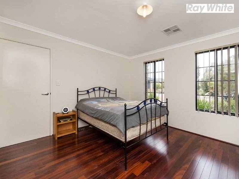 25 Quinine Crescent, Byford WA 6122