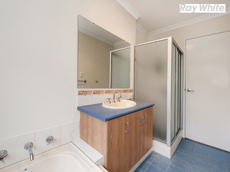 25 Quinine Crescent, Byford WA 6122