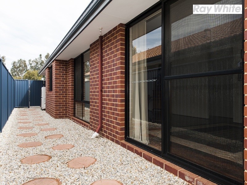 25 Quinine Crescent, Byford WA 6122