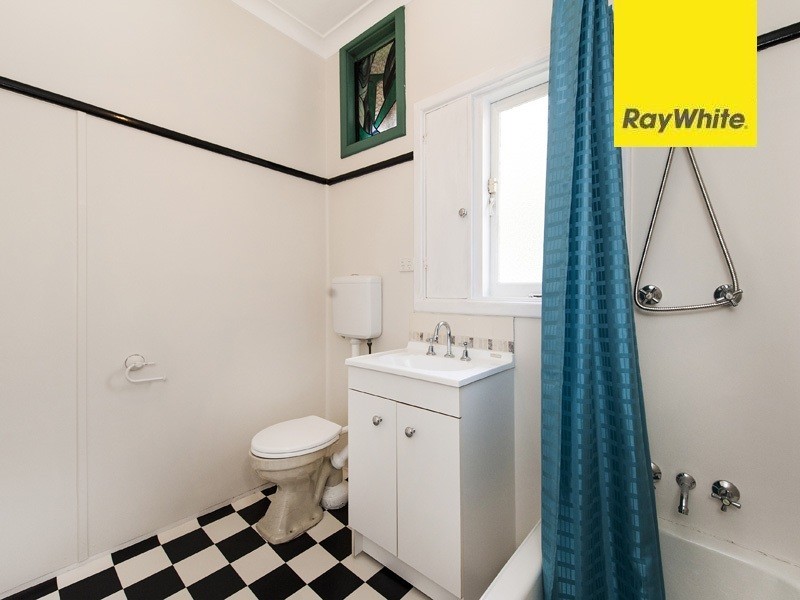 62 Verna Street, Gosnells WA 6110