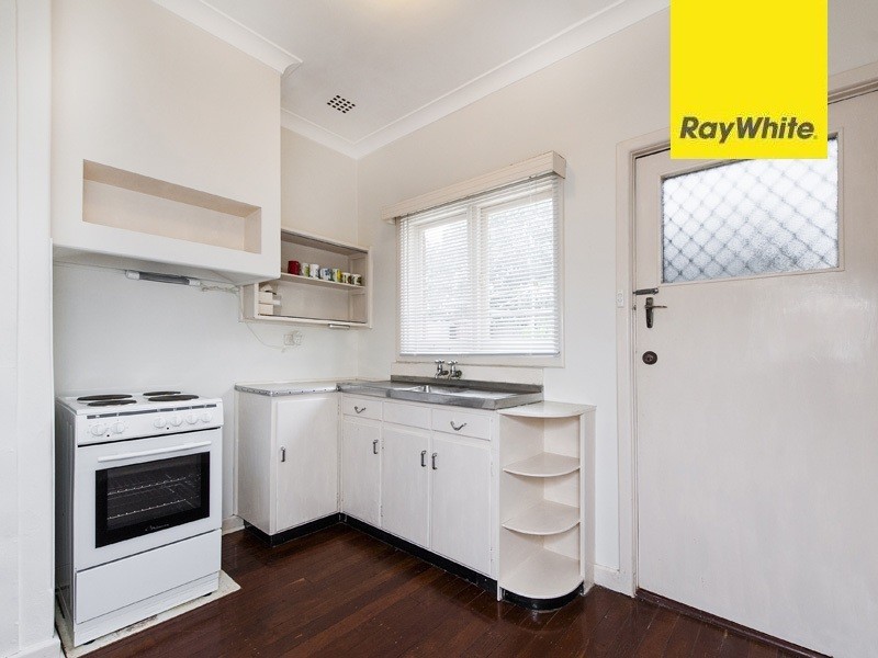 62 Verna Street, Gosnells WA 6110