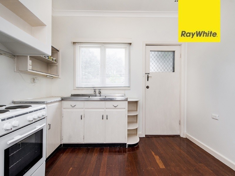 62 Verna Street, Gosnells WA 6110