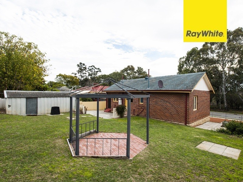 62 Verna Street, Gosnells WA 6110