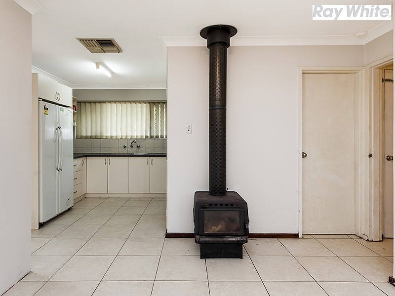 4 Wyloo Place, Armadale WA 6112