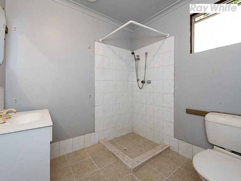 4 Wyloo Place, Armadale WA 6112