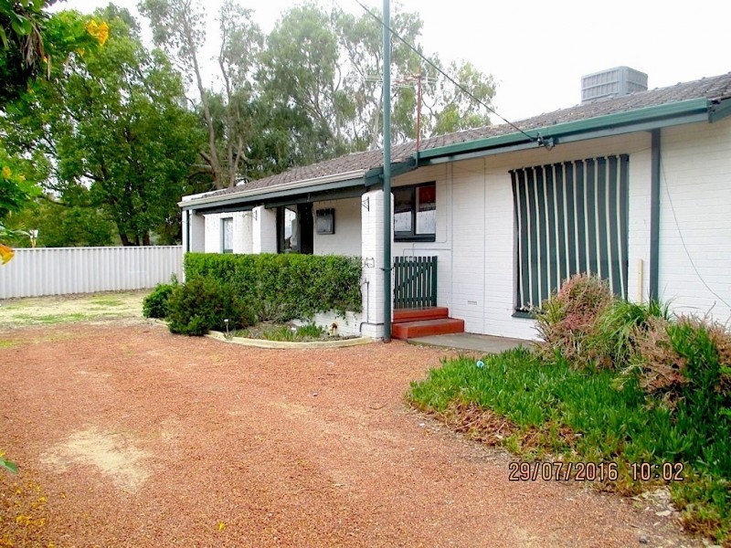 204 Streich Avenue, Armadale WA 6112