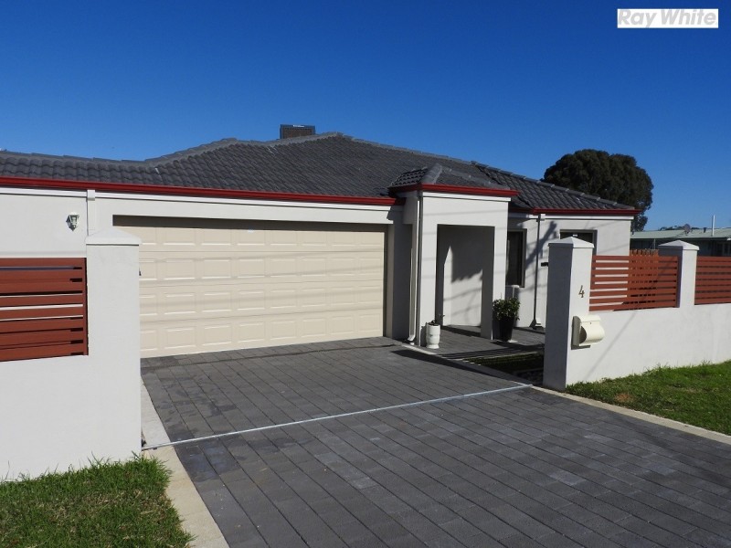4 Sexty Street, Armadale WA 6112