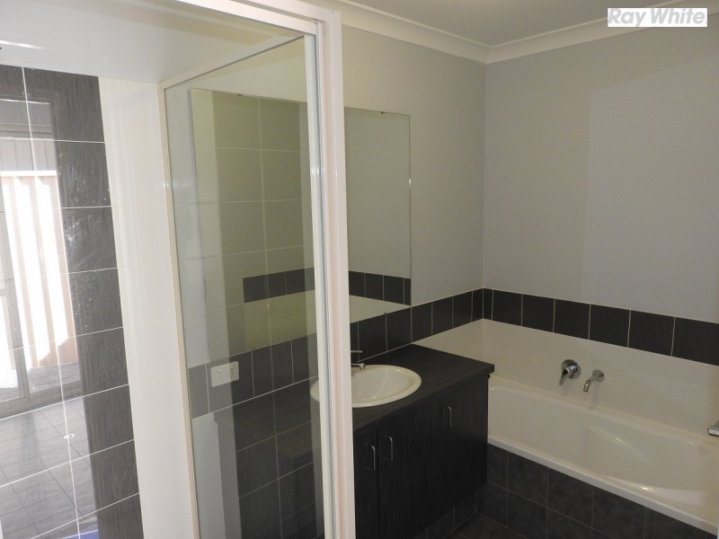 4 Sexty Street, Armadale WA 6112