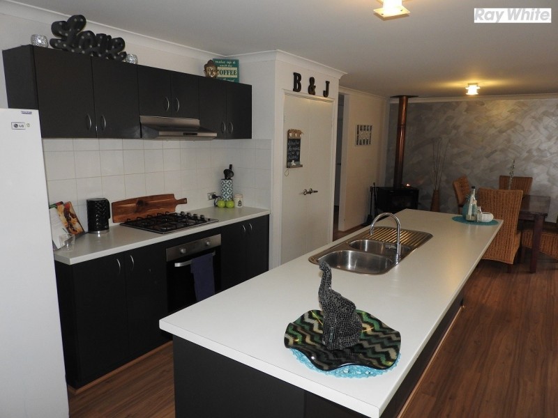 13 Rimfire Street, Byford WA 6122