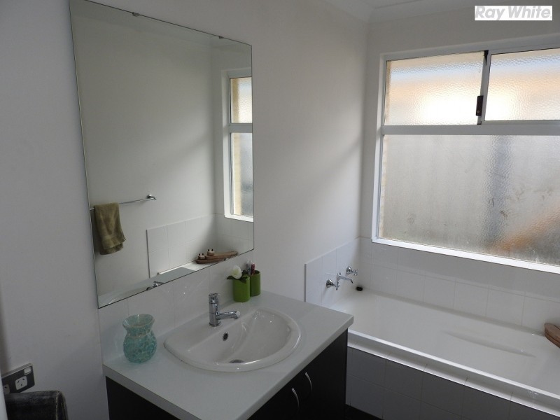 13 Rimfire Street, Byford WA 6122