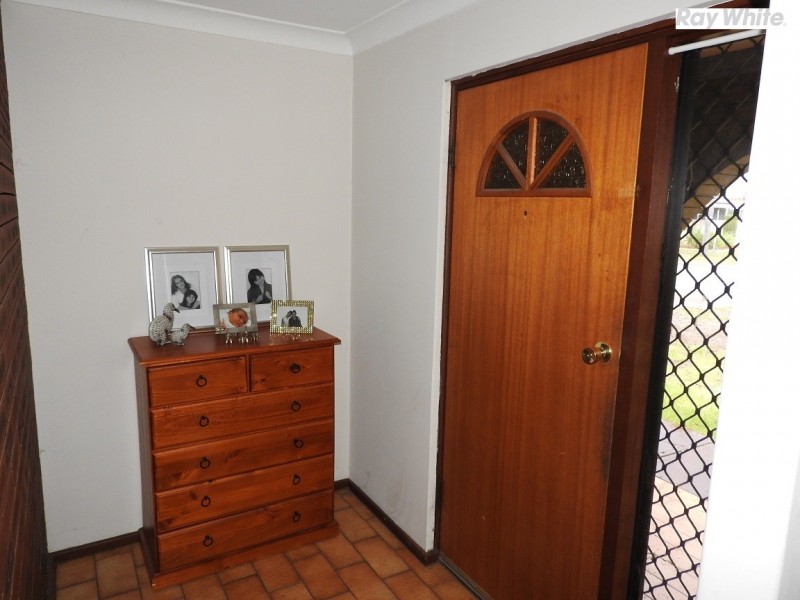24 Delamere Way, Camillo WA 6111