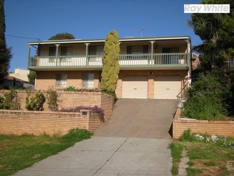 17 Jade Street, Mount Richon WA 6112