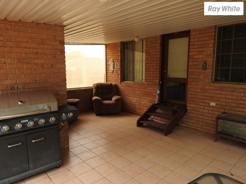 17 Jade Street, Mount Richon WA 6112