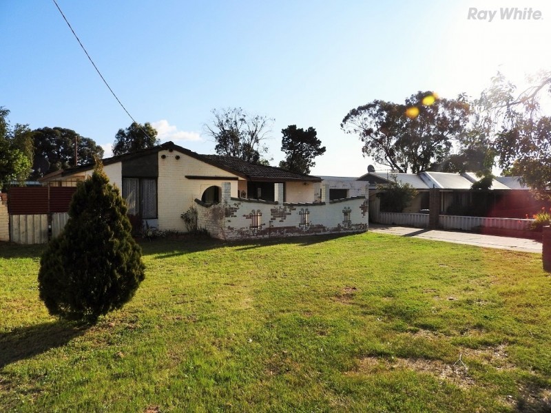 16 Stott Close, Armadale WA 6112