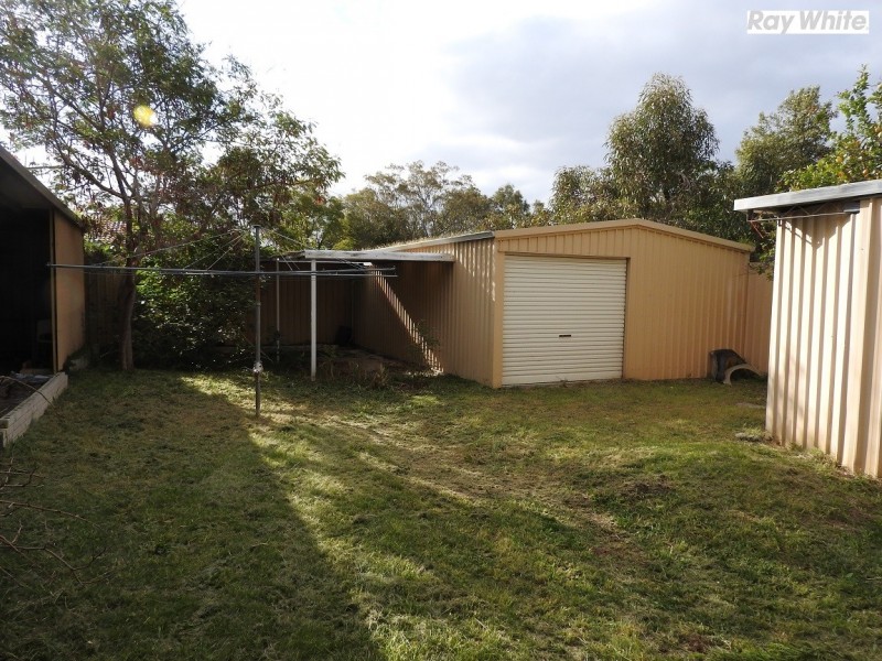 12 Aston Way, Gosnells WA 6110