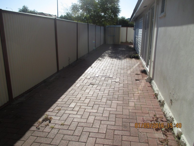 100 Gladstone Road, Rivervale WA 6103