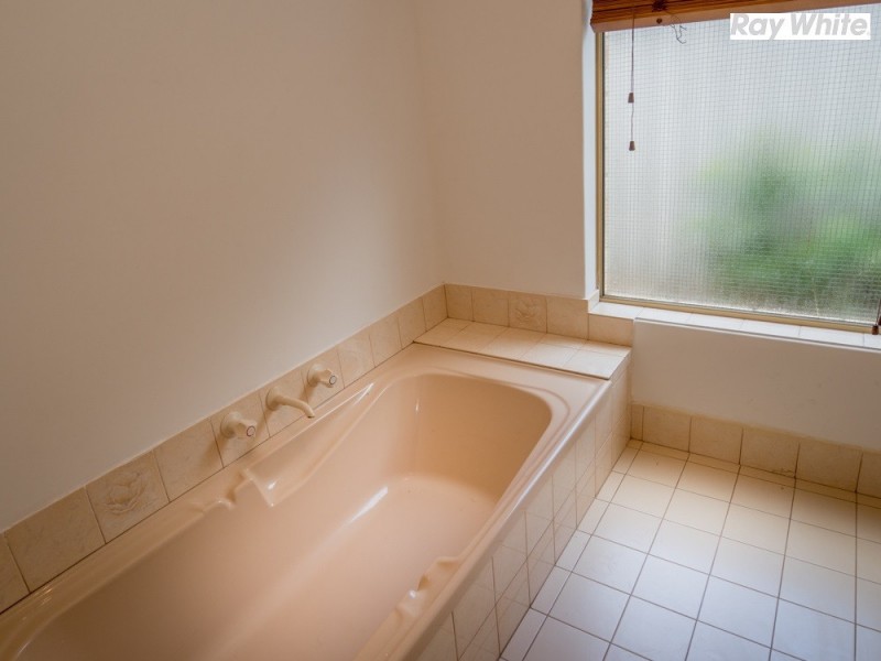 20 Candish Grove, Seville Grove WA 6112