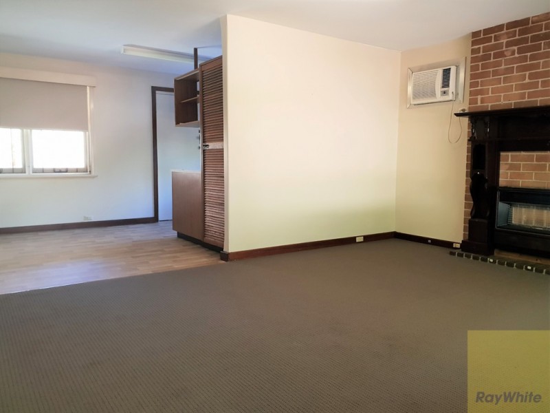 7 Banyard Avenue, Kelmscott WA 6111
