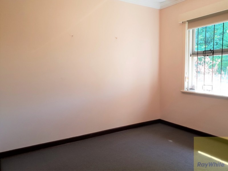 7 Banyard Avenue, Kelmscott WA 6111