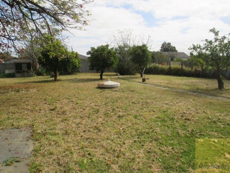 7 Banyard Avenue, Kelmscott WA 6111