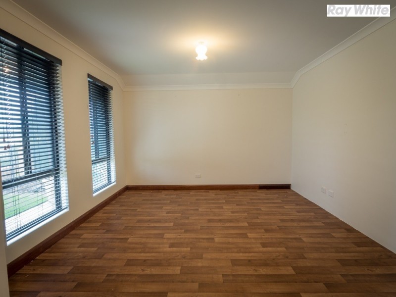 73 Cilantro Parkway, Seville Grove WA 6112