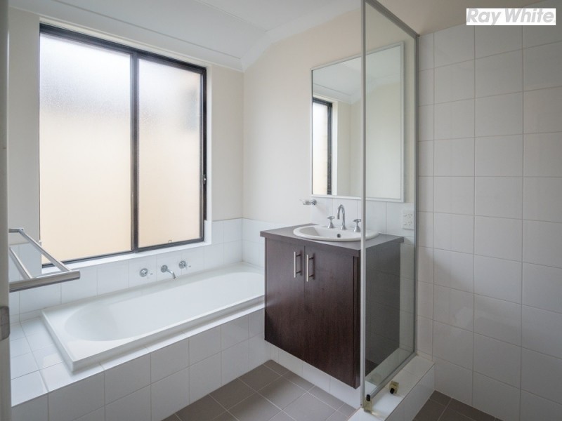 73 Cilantro Parkway, Seville Grove WA 6112