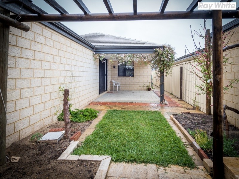 73 Cilantro Parkway, Seville Grove WA 6112