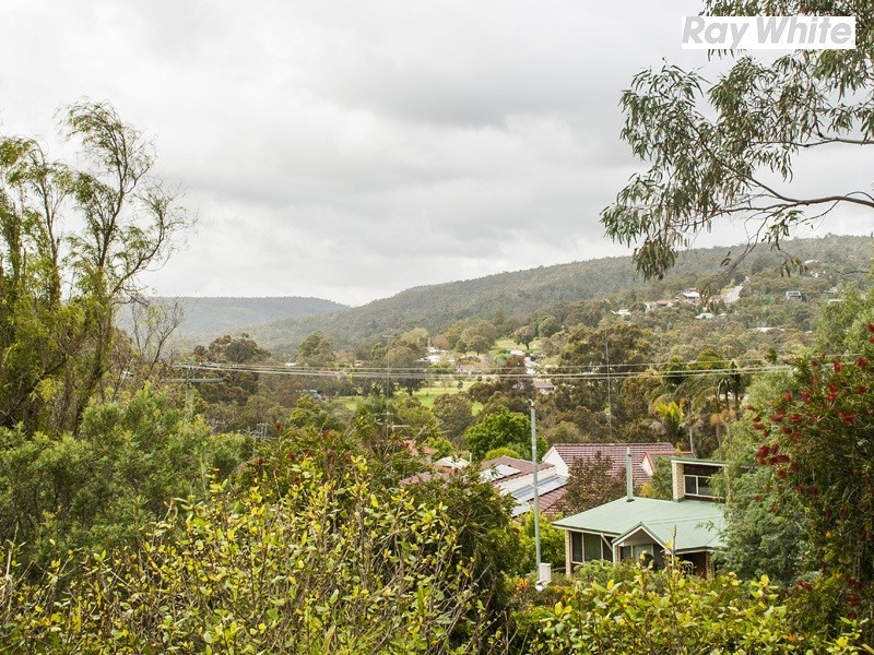 20 Grade Road, Kelmscott WA 6111