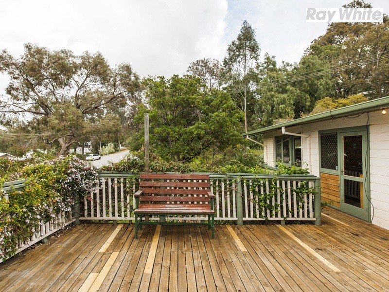 20 Grade Road, Kelmscott WA 6111