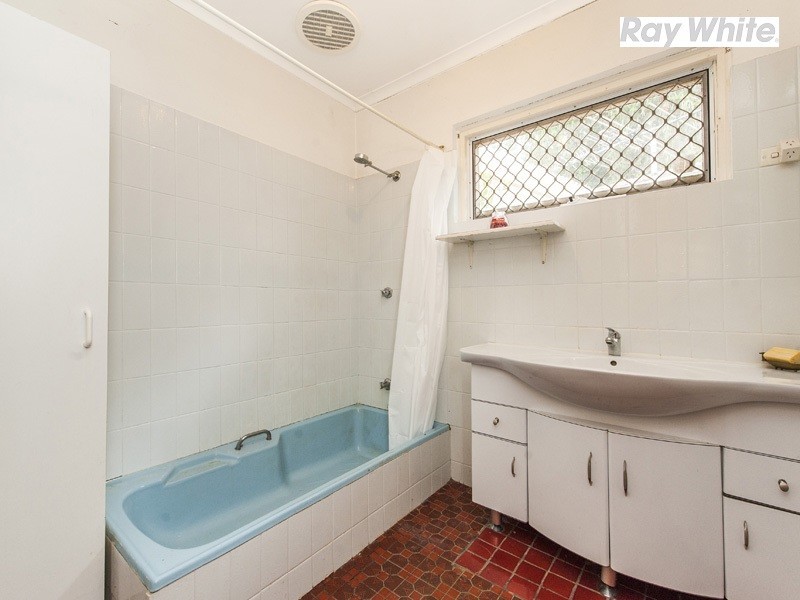 20 Grade Road, Kelmscott WA 6111