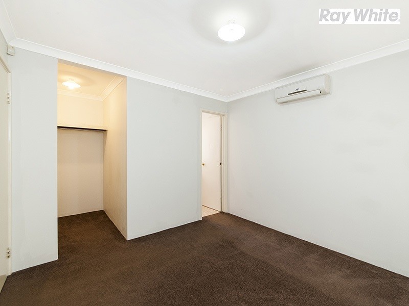 4 Hastie Close, Brookdale WA 6112