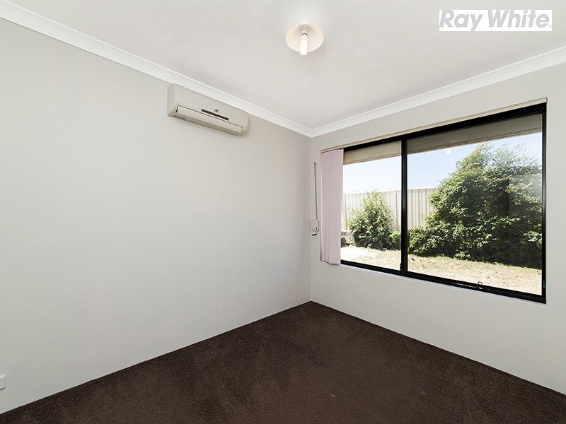 4 Hastie Close, Brookdale WA 6112